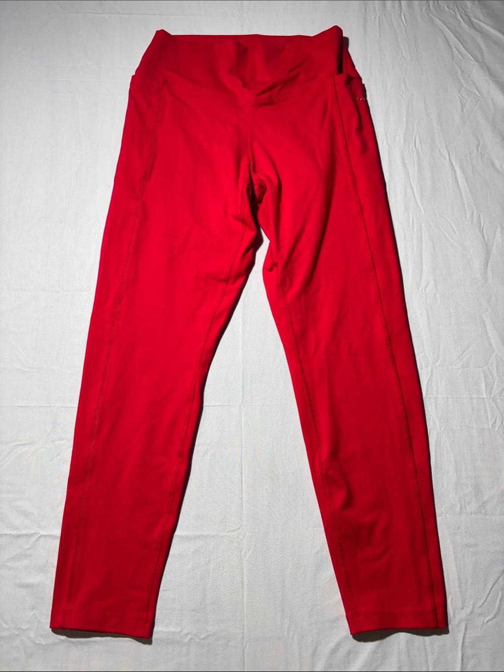 PINK Victoria’s Secret Active Leggings Women’s Medium Red Logo